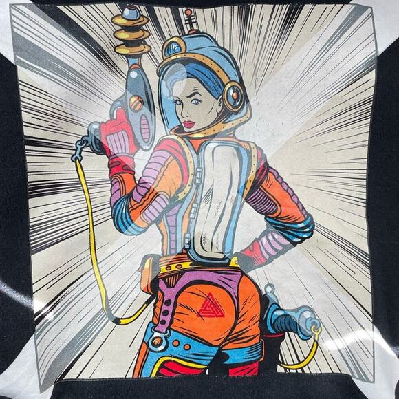 Black Pyramid Crewneck pullover sweatshirt long sleeve black with space girl - Picture 6 of 9